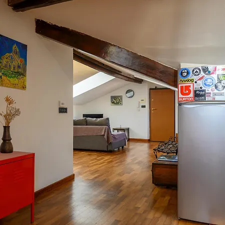 La Mansarda Di Lory * لا سبيتسْيا