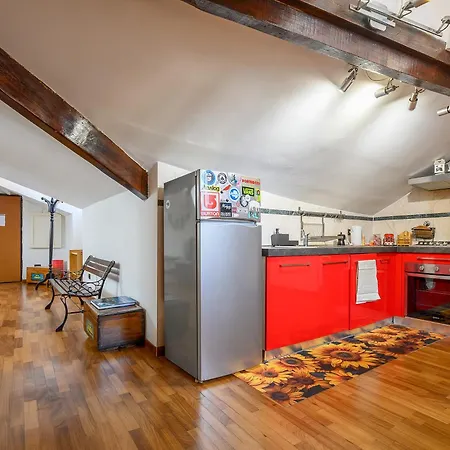 La Mansarda Di Lory * La Spezia